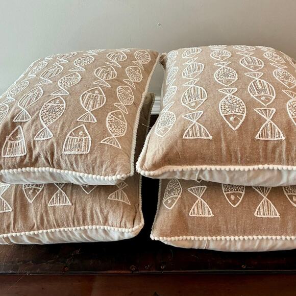 Set of 4 MOD Lifestyles Fish Embroidered Lumbar Throw Pillows Coastal Nautical - Picture 1 of 5